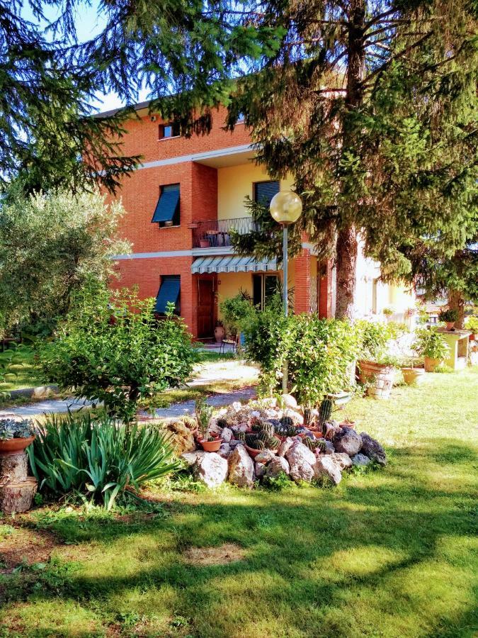 Апартаменты La Casa Di Aghi Перуджа Экстерьер фото